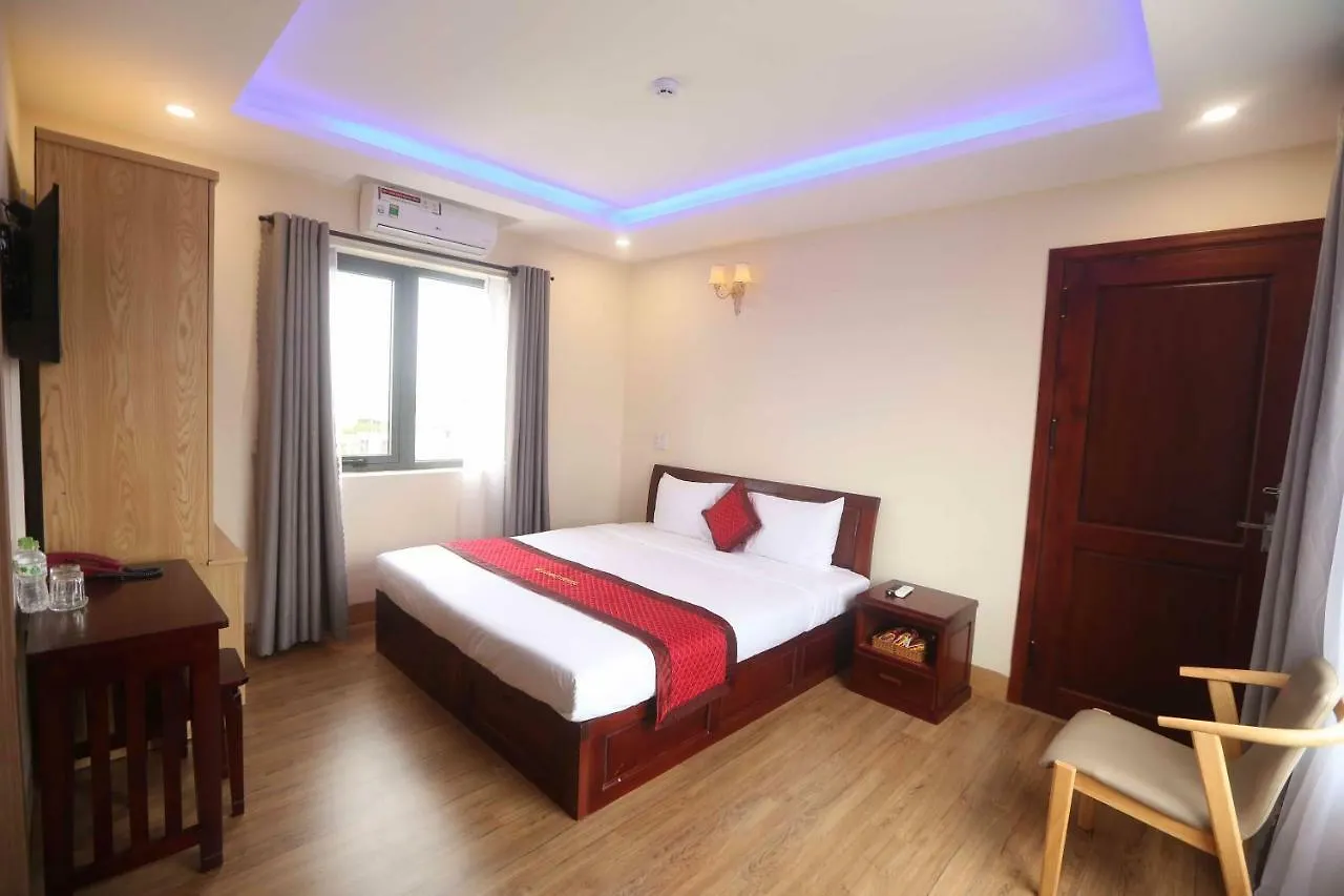 Stars Hotel Da Nang 2*,  Vietnam