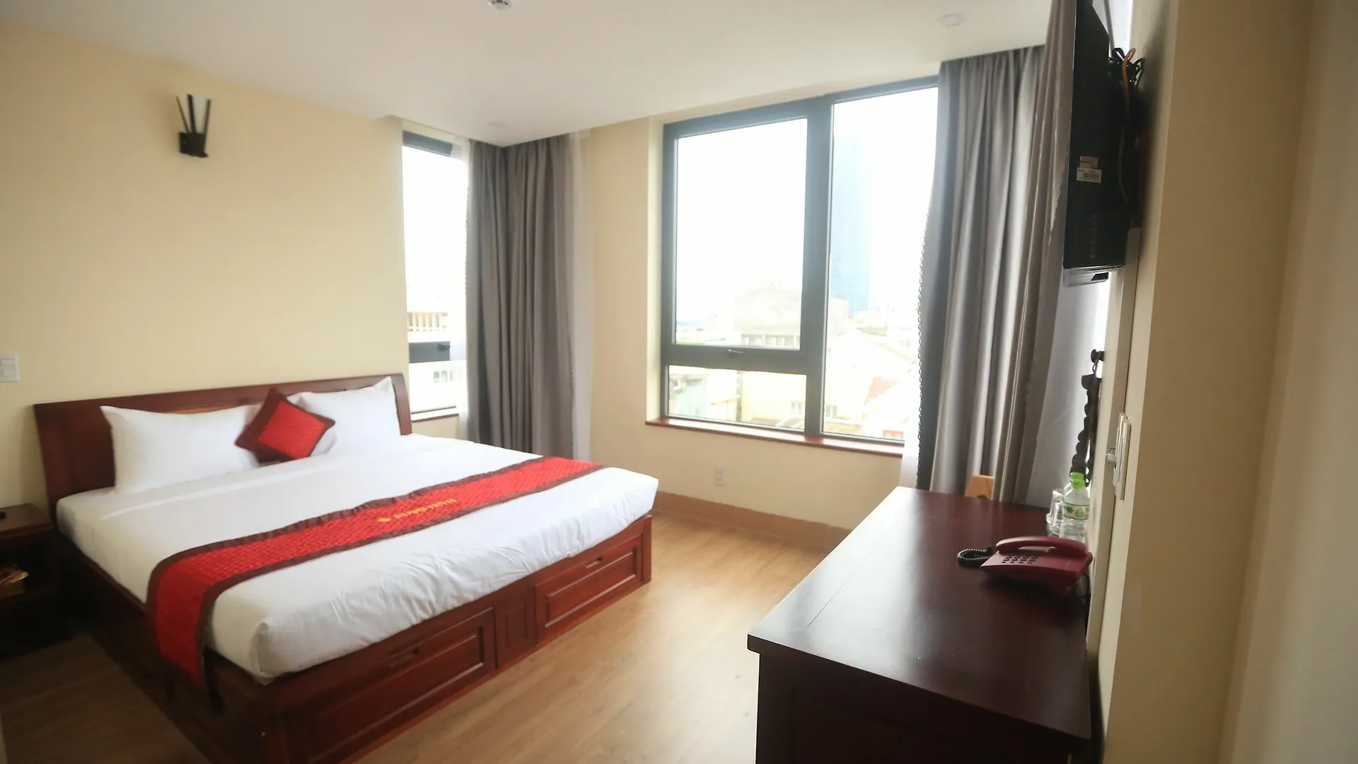 Stars Hotel Da Nang 2*,  Vietnam
